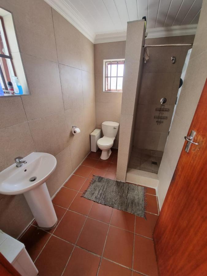 Hostel Shark Shack Backpackers Mossel Bay Exterior foto